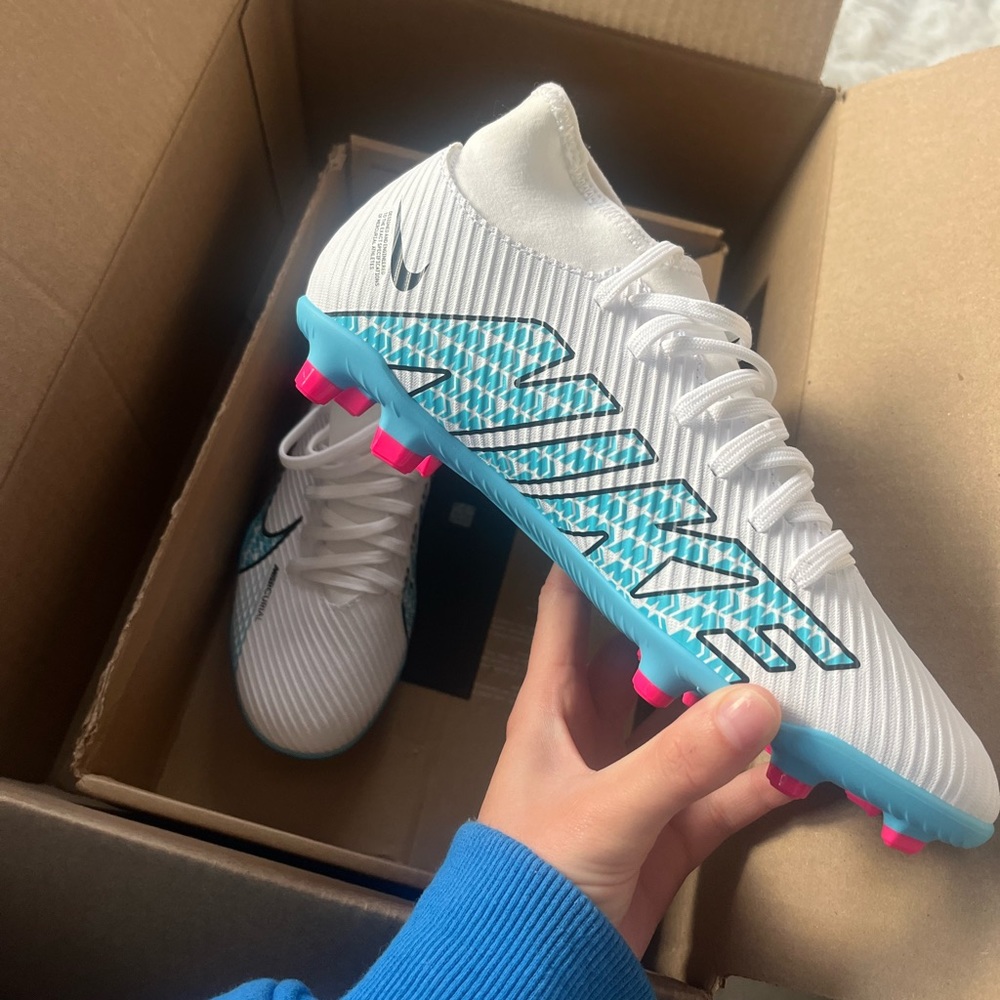 Mercurial superfly 9 blast pack